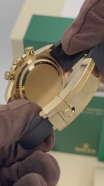 New 2024 Rolex Daytona 40mm 126518LN Oyster Flex Champagne Dial Rolex - Image 2