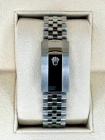 New 2024 Rolex Datejust 41mm 126334 Stainless Steel Jubilee Green Dial Rolex - Image 2
