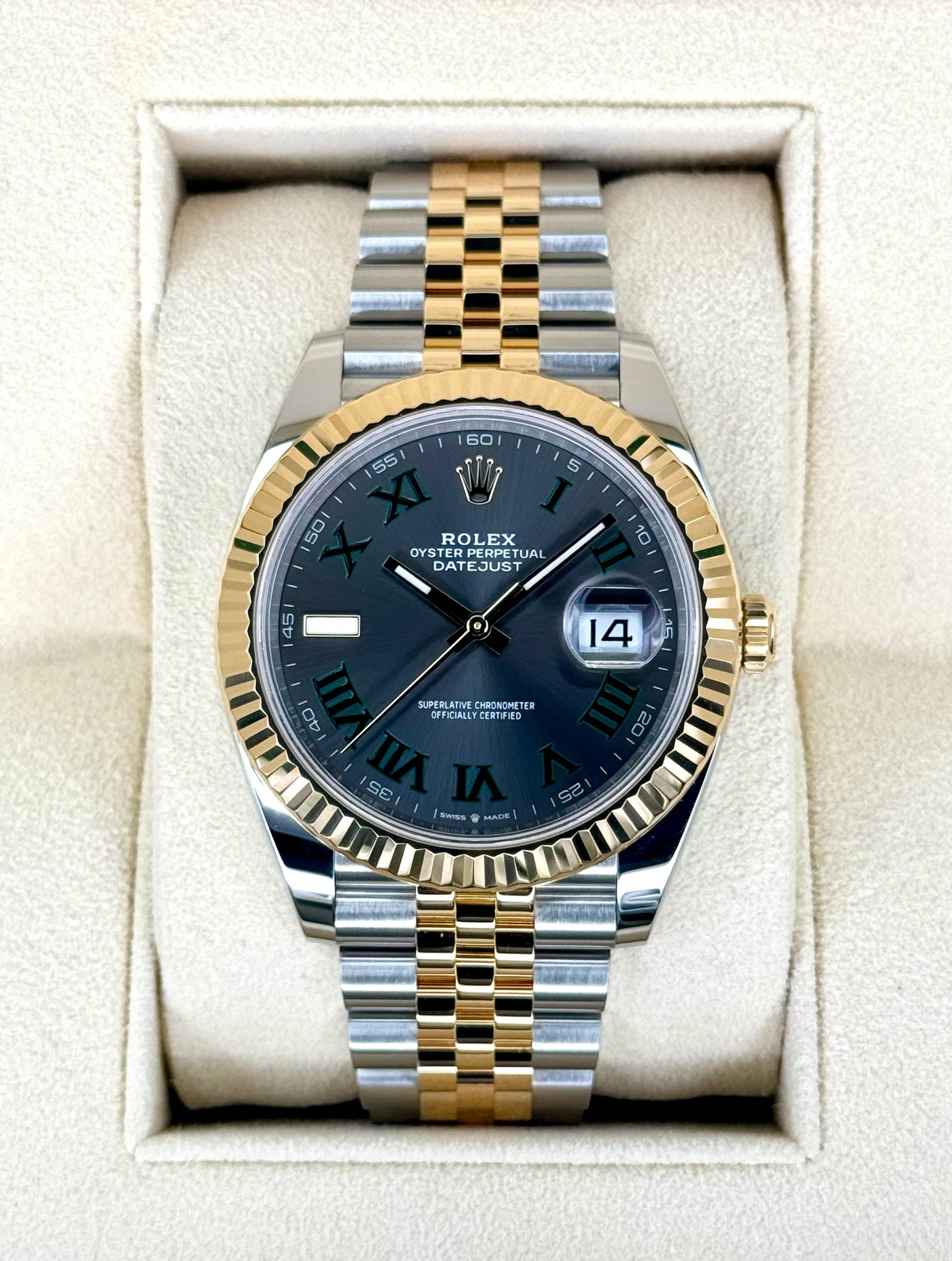 New 2024 Rolex Datejust 41mm 126333 Two Tone Jubilee Wimbledon Dial Rolex New 2024 Rolex Datejust 41mm 126333 Two Tone Jubilee Wimbledon Dial Rolex - Image 1