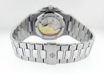 Patek Philippe - Nautilus| PATEK PHILIPPE| 5711 / 1A - 011| SS White Dial Automatic Winding Bracelet| Middle Ages - Image 5